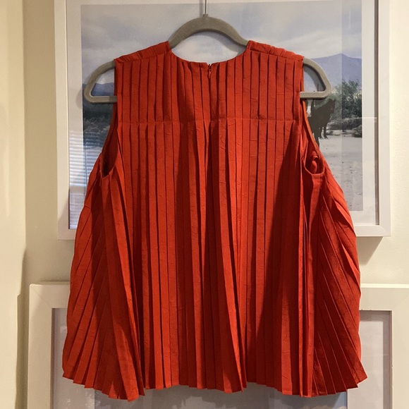 Vince burnt orange/red silk pleated blouse, size S, perfect condition worn once - Picture 3 of 3